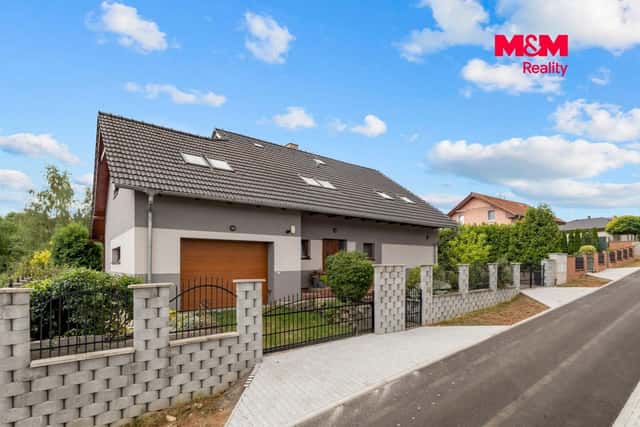 Prodej, Rodinný dům, 305 m², Hradečno, Hradečno, okres Kladno