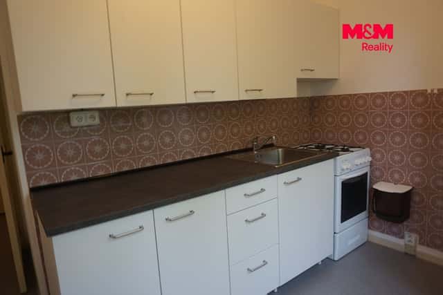 Pronájem, Byt 3+1, 60 m², Otrokovice, Hlavní, Hlavní, Otrokovice – Kvítkovice, okres Zlín