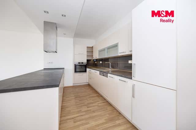 Pronájem, Byt 3+kk, 119 m², Pardubice, Hronovická, Hronovická, Pardubice – Zelené Předměstí