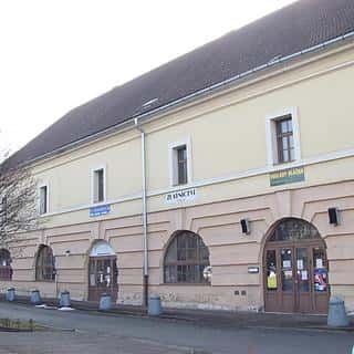 Pronájem obchodu 52 m² Hradec Králové, Československé armády, Hradec Králové