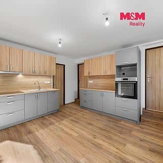 Prodej rodinného domu 400 m² Blšany u Loun, Blšany u Loun, okres Louny