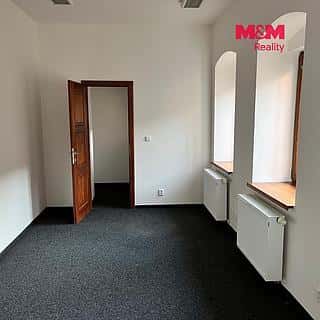 Pronájem kanceláře 40 m² Louny, Mírové náměstí, Louny