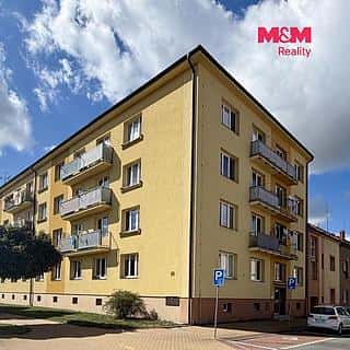 Prodej bytu 3+1 80 m² Pardubice, K Višňovce, Pardubice