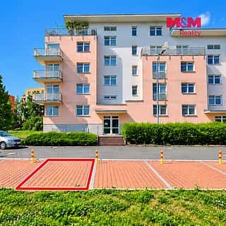Pronájem garáže 13 m² Pardubice, Pardubice