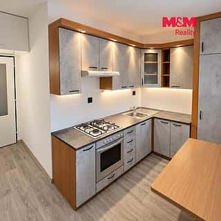 Pronájem bytu 2+1 60 m² Hradec Králové, Brožíkova, Hradec Králové