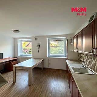 Pronájem bytu 3+1 80 m² Chomutov, SNP, Chomutov