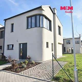 Pronájem rodinného domu 87 m² Horoušany, Šámalova, Horoušany, okres Praha-východ