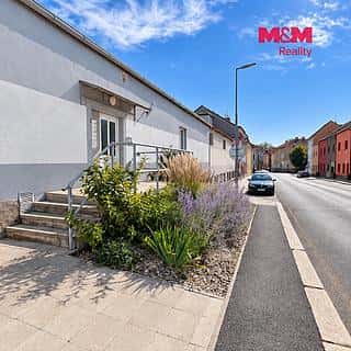 Pronájem bytu 2+kk 38 m² Louny, Říční, Louny