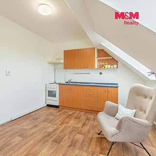 Prodej bytu 1+1 45 m² Blatno, Blatno, okres Louny