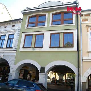 Prodej rodinného domu 900 m² Frenštát pod Radhoštěm, nám. Míru, Frenštát pod Radhoštěm, okres Nový Jičín
