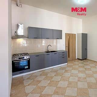 Pronájem bytu 3+kk 88 m² Svitavy, náměstí Míru, Svitavy