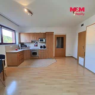 Pronájem bytu 1+kk, garsoniery 40 m² Praha, Pod Klamovkou, Praha