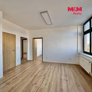Pronájem kanceláře 57 m² Mělník, náměstí Karla IV., Mělník