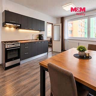 Pronájem bytu 2+1 61 m² Sokolov, Vítězná, Sokolov