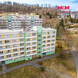 Pronájem bytu 3+1 73 m² Český Krumlov, Sídliště Plešivec, Český Krumlov