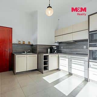 Prodej bytu 3+1 111 m² Český Těšín, Štefánikova, Český Těšín, okres Karviná