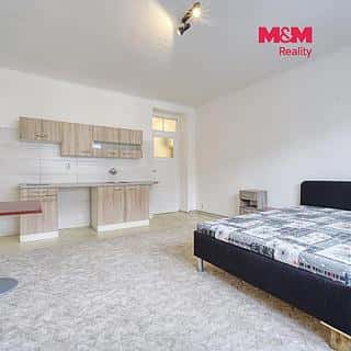 Pronájem bytu 1+kk, garsoniery 30 m² Plzeň, Sladkovského, Plzeň, okres Plzeň-město