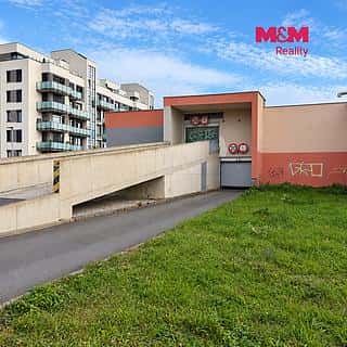 Pronájem garáže 14 m² Kladno, Americká, Kladno