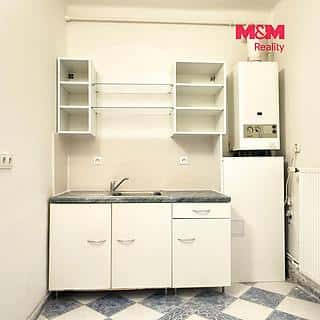 Pronájem bytu 1+1 33 m² Plzeň, Němejcova, Plzeň, okres Plzeň-město
