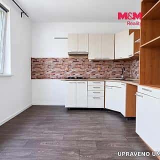 Prodej bytu 3+1 75 m² Ostrava, Ahepjukova, Ostrava, okres Ostrava-město