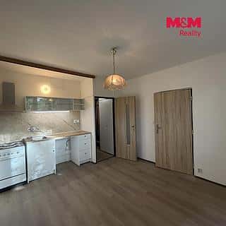 Pronájem bytu 1+1 36 m² Chomutov, Kyjická, Chomutov