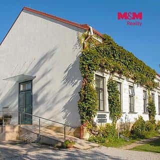 Pronájem obchodu 42 m² Jičín, B. Němcové, Jičín