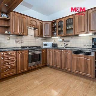 Prodej bytu 3+1 98 m² Hradec Králové, třída Edvarda Beneše, Hradec Králové