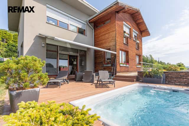Prodej domu 301 m², Beroun, Pod Dědem, Beroun