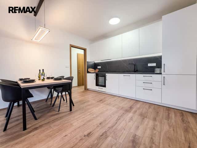 Prodej bytu 3+kk v osobním vlastnictví 89 m², Liberec, Švermova, Liberec