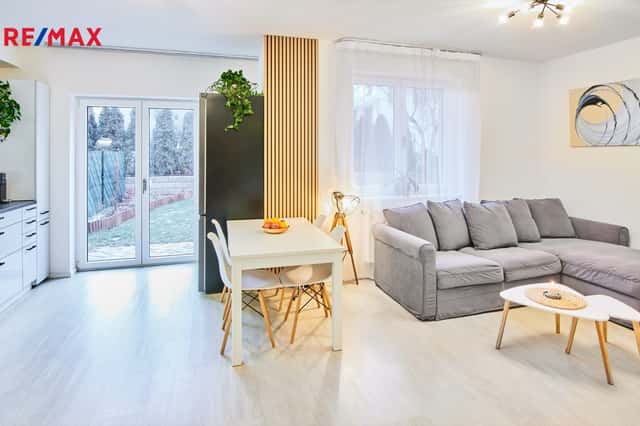 Prodej bytu 3+kk v osobním vlastnictví 74 m², Králův Dvůr, Na Lucberku, Králův Dvůr, okres Beroun