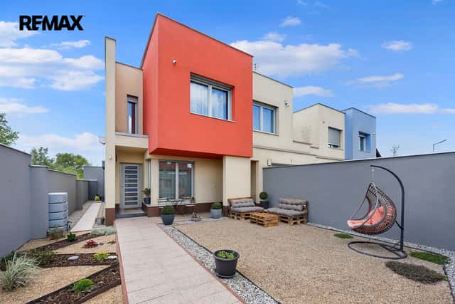 Prodej domu 265 m², Křenice, U Silničky, Křenice, okres Praha-východ