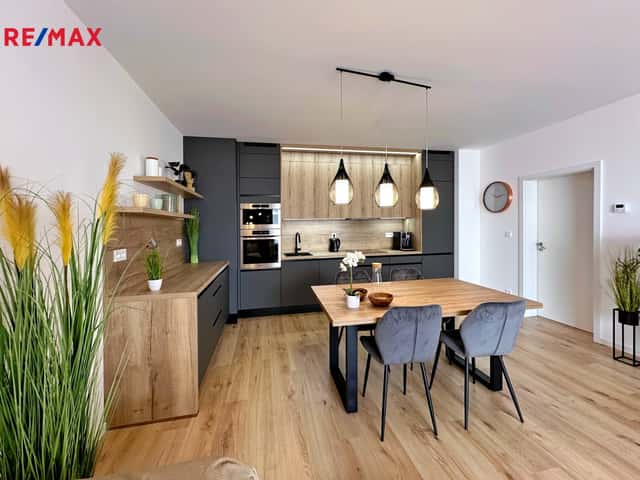 Prodej bytu 3+kk v osobním vlastnictví 82 m², České Budějovice, Vrbenská, České Budějovice