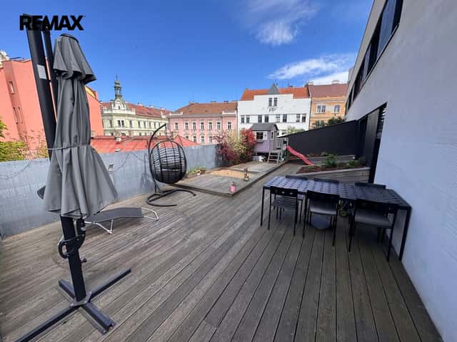 Prodej bytu 4+kk v osobním vlastnictví 118 m², Praha 8 - Libeň, Zenklova, Praha 8 – Libeň