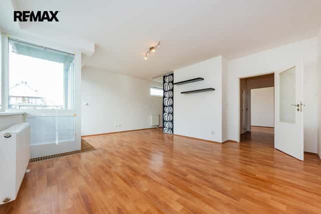 Prodej bytu 2+kk v osobním vlastnictví 54 m², Praha 9 - Kbely, Pod Nouzovem, Praha 9 – Kbely
