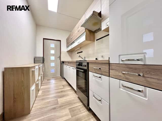 Prodej bytu 3+1 v družstevním vlastnictví 60 m², Chomutov, Pod Břízami, Chomutov