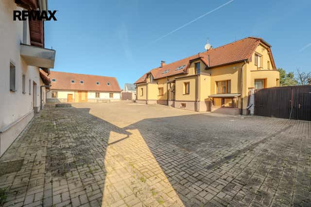 Prodej domu 1145 m², Petříkov, Petříkov, okres Praha-východ