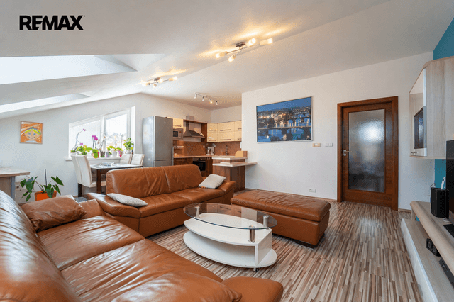Prodej bytu 3+kk v osobním vlastnictví 88 m², Nupaky, Za Hotelem, Nupaky, okres Praha-východ
