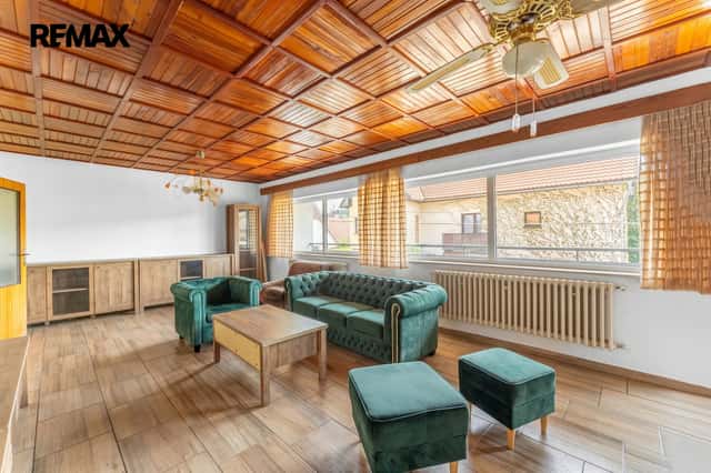 Prodej domu 189 m², Nový Knín, V Jalovčinách, Nový Knín, okres Příbram