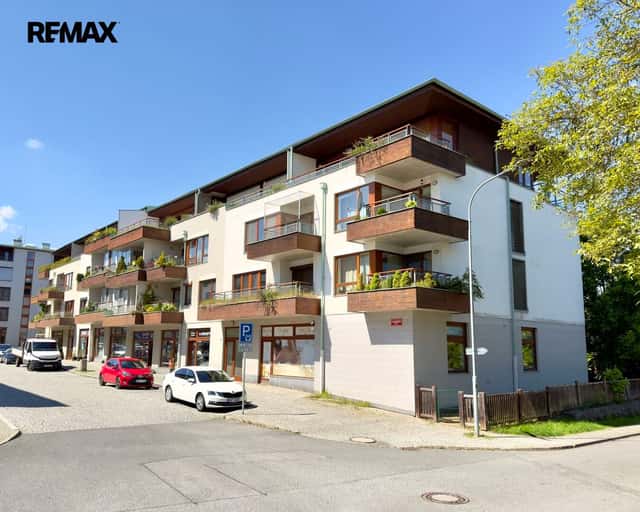 Prodej bytu 2+kk v osobním vlastnictví 69 m², Dolní Břežany, U Náměstí, Dolní Břežany, okres Praha-západ