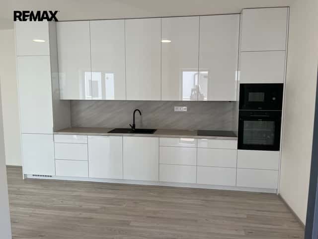 Prodej bytu 2+kk v osobním vlastnictví 71 m², Zlín, Tyršovo nábřeží, Zlín