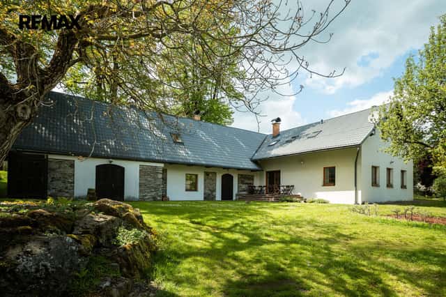 Prodej domu 800 m², Holetín, Holetín, okres Chrudim