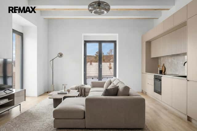 Prodej bytu 2+kk v osobním vlastnictví 52 m², Mcely, Mcely, okres Nymburk