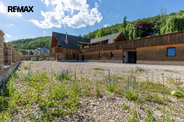 Prodej domu 708 m², Králův Dvůr, Pod Lesem, Králův Dvůr, okres Beroun