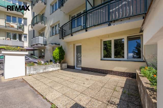 Prodej bytu 1+kk v osobním vlastnictví 49 m², Praha 5 - Zbraslav, Sulova, Praha 5 – Zbraslav