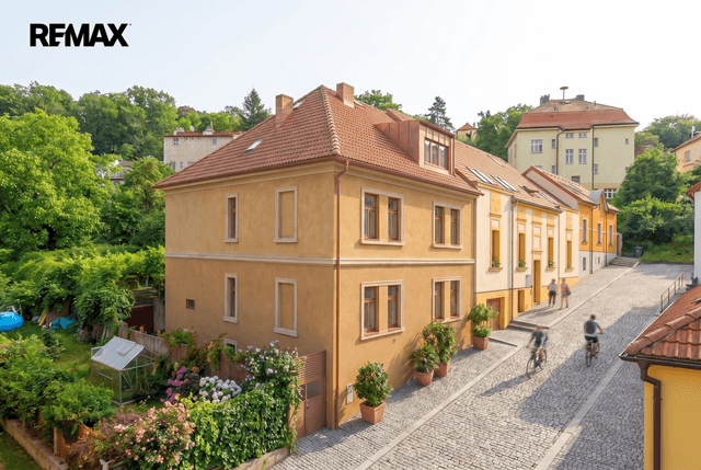 Prodej domu 200 m², Praha 6 - Veleslavín, Potoční, Praha 6 – Veleslavín