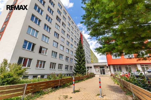 Prodej bytu 1+kk v osobním vlastnictví 39 m², Praha 9 - Letňany, Třinecká, Praha 9 – Letňany