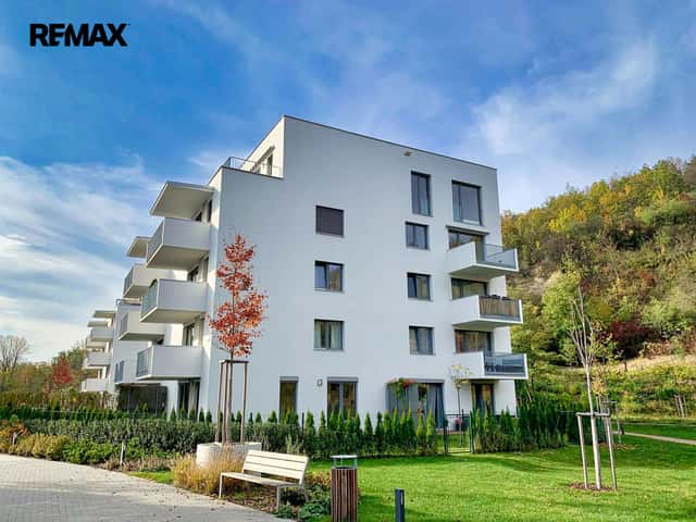 Pronájem bytu 2+kk v osobním vlastnictví 50 m², Praha 8 - Libeň, Nad Bání, Praha 8 – Libeň