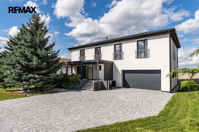 Prodej domu 329 m², Sluhy, Sluhy, okres Praha-východ