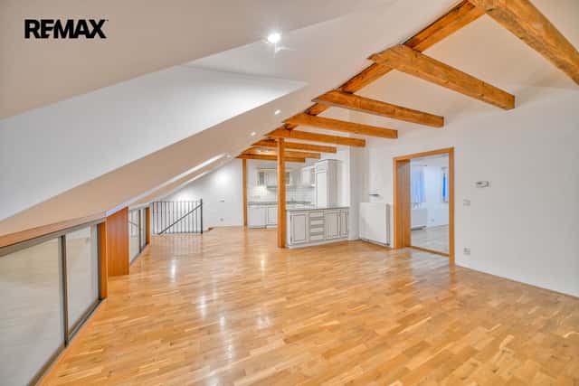 Pronájem bytu 2+kk v osobním vlastnictví 99 m², Poděbrady, Riegrovo náměstí, Poděbrady, okres Nymburk