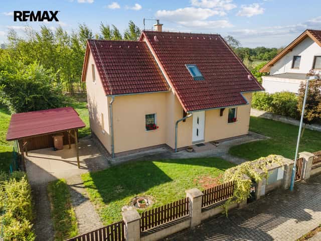 Prodej domu 112 m², Velvary, Václava Klementa, Velvary, okres Kladno